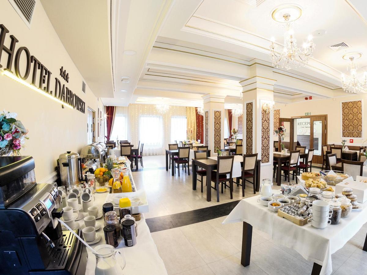 Hotel Dabrowski 오시비엥침 외부 사진