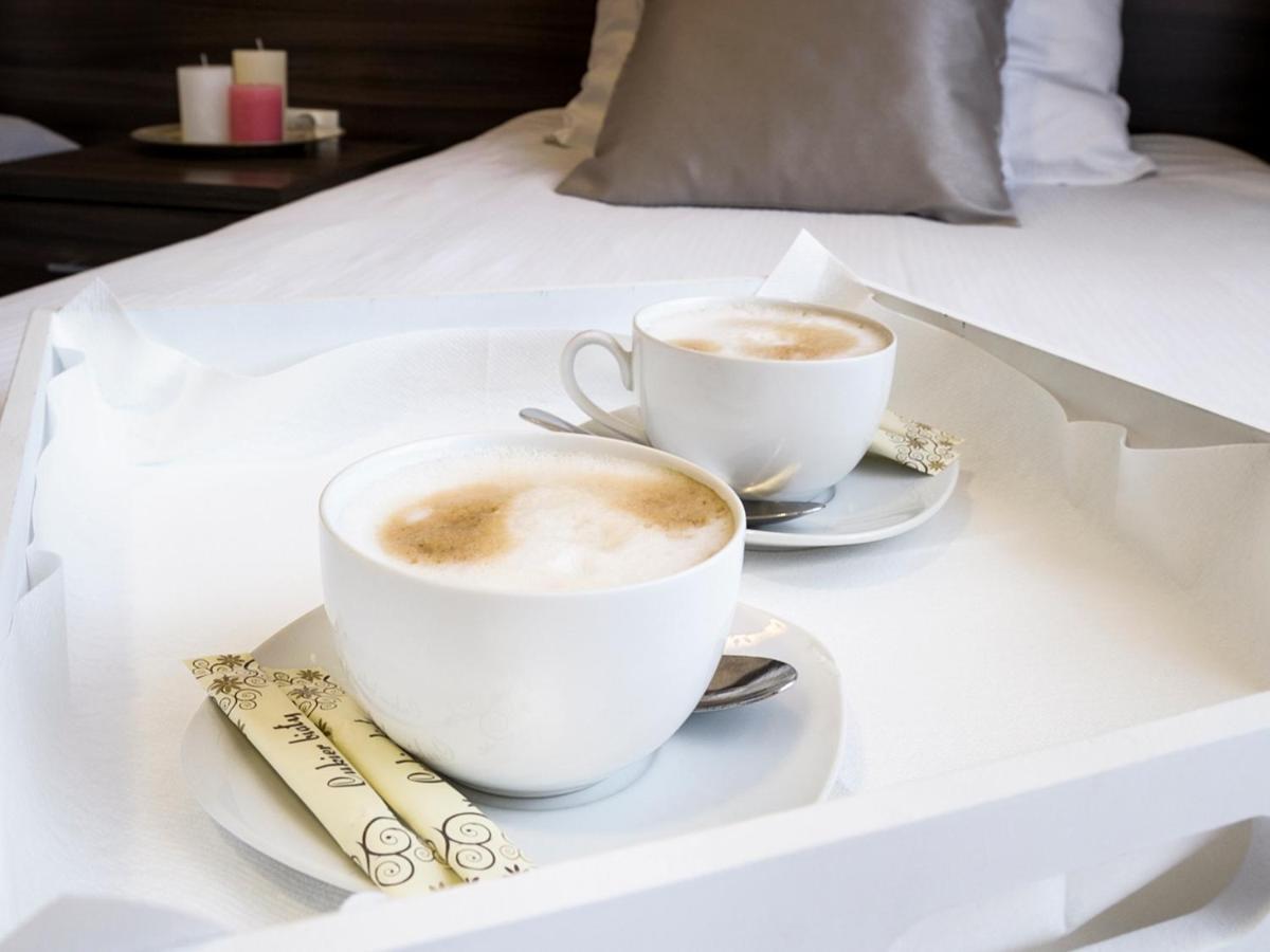 Hotel Dabrowski 오시비엥침 외부 사진