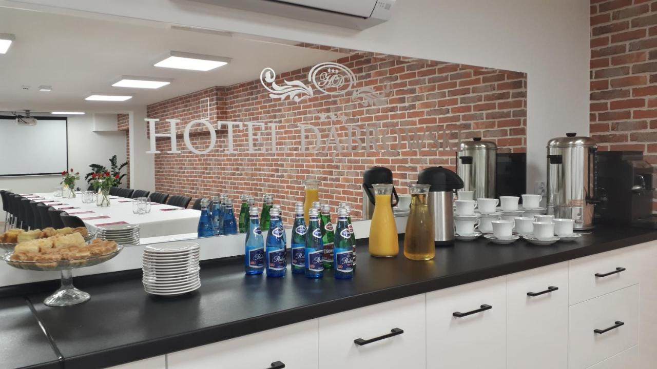 Hotel Dabrowski 오시비엥침 외부 사진